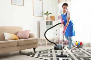 Femme de ménage professionnelle maideo